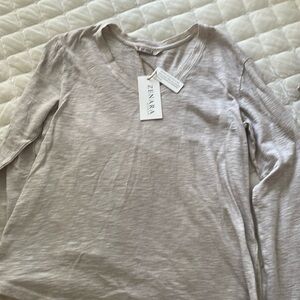 Zenara tan colored scoop neck top. Size smalll. NWT